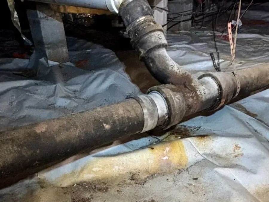 Burst pipe water damage cleanup in Brookhaven